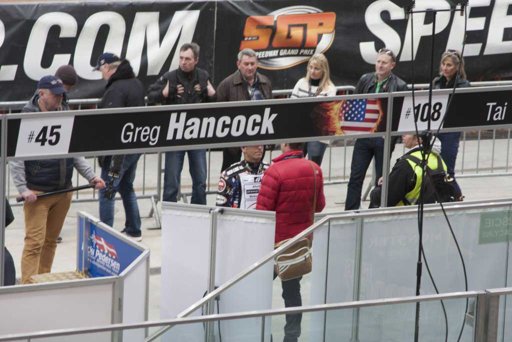 Montaż 10 stoiska 10